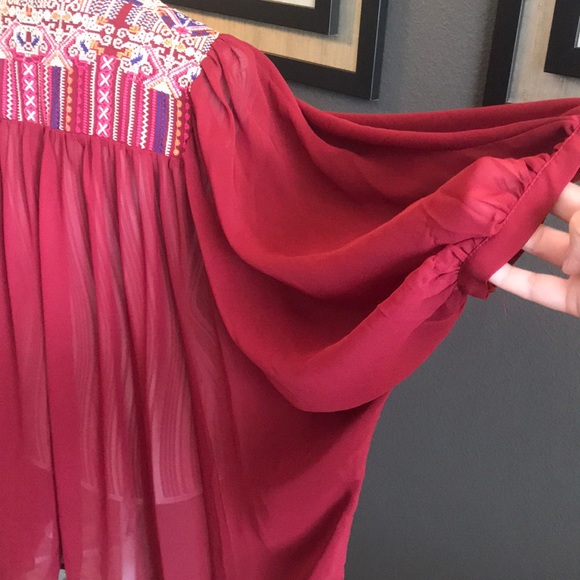 1 hour final sale. 🔥Umgee Bohemian top, slightly sheer - Picture 6 of 8